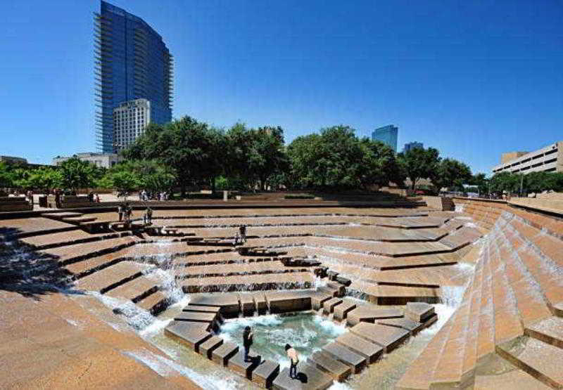 Courtyard By Marriott Dallas Arlington Entertainment District Kültér fotó