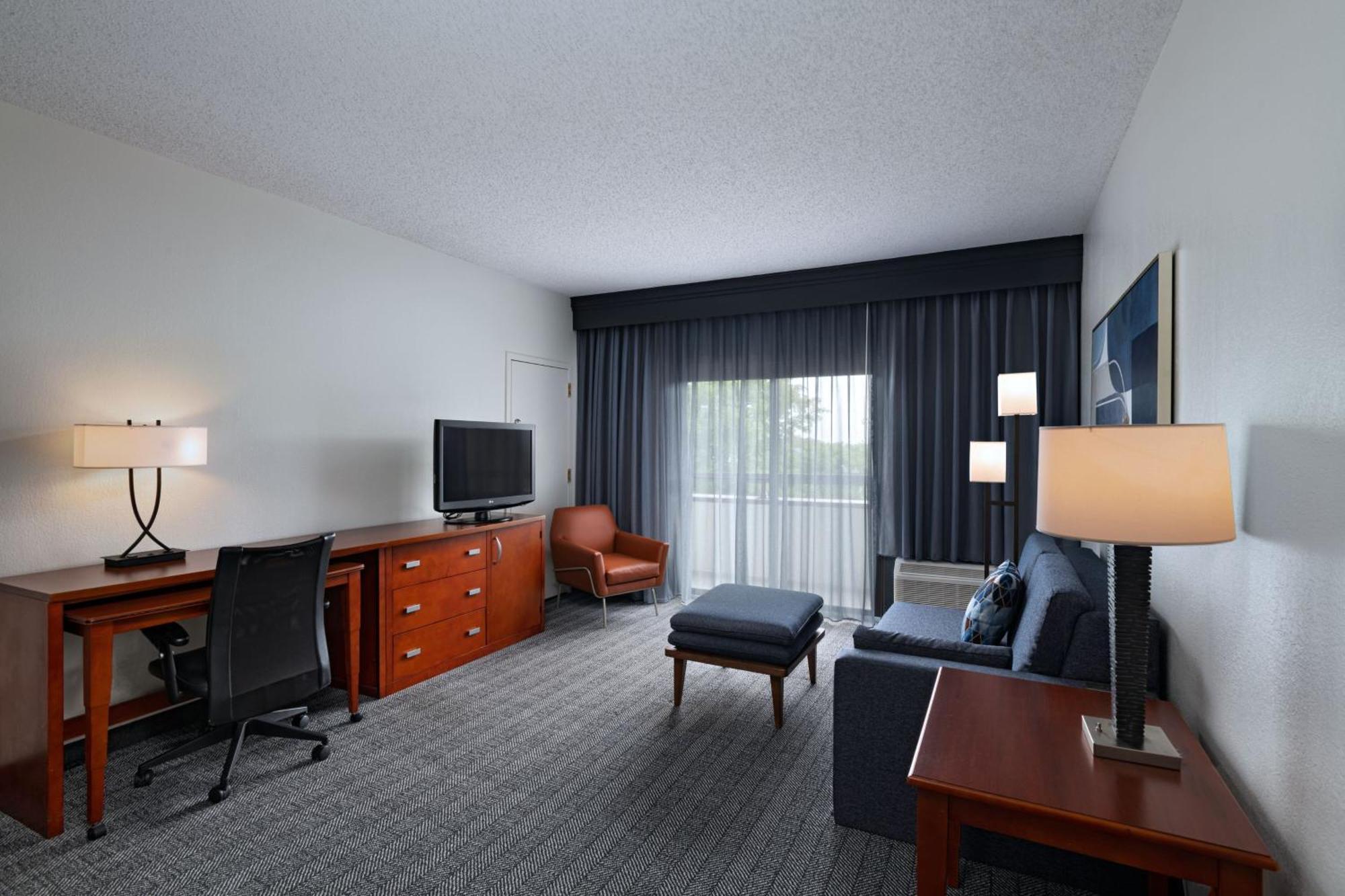 Courtyard By Marriott Dallas Arlington Entertainment District Kültér fotó