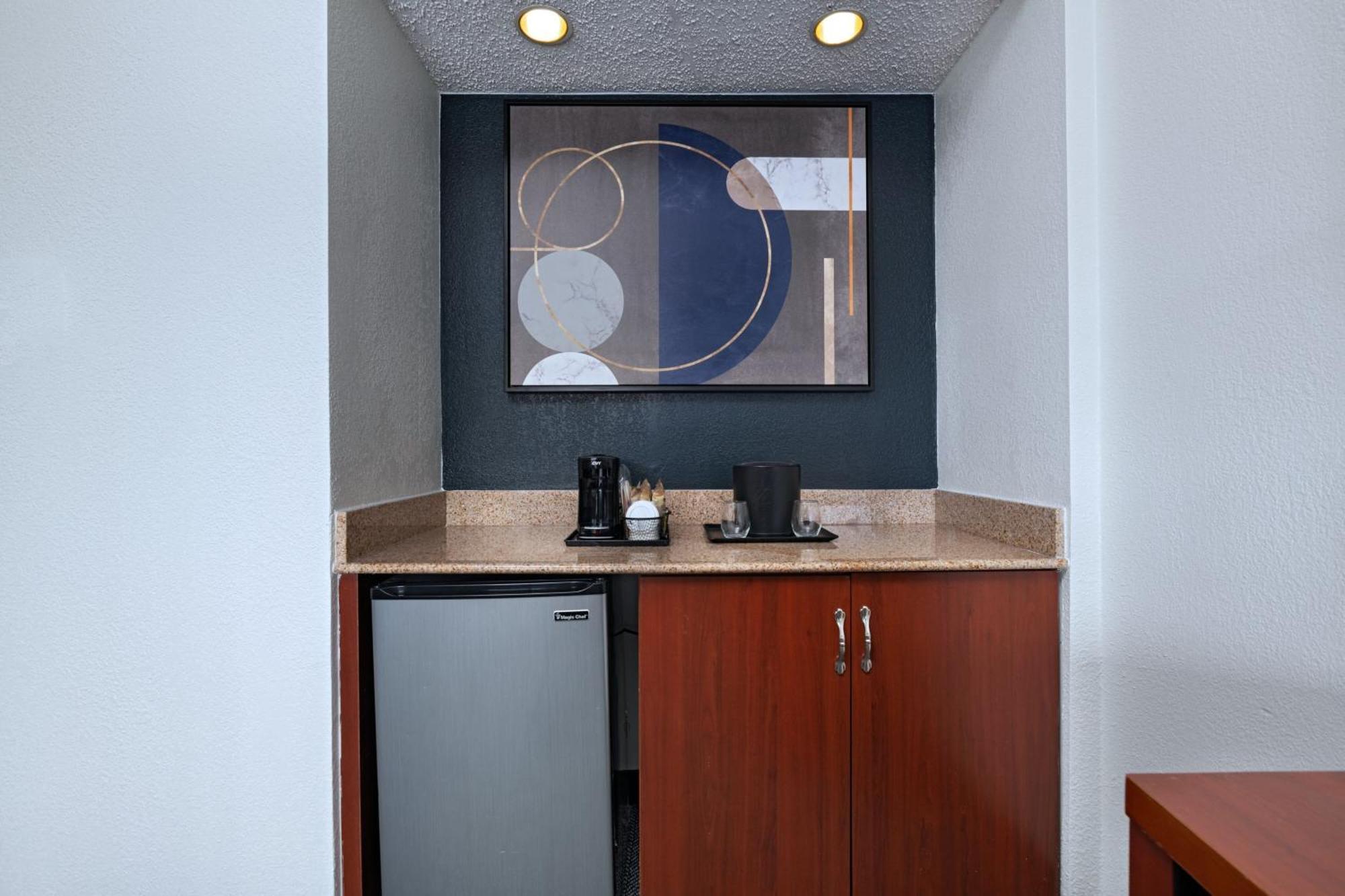 Courtyard By Marriott Dallas Arlington Entertainment District Kültér fotó