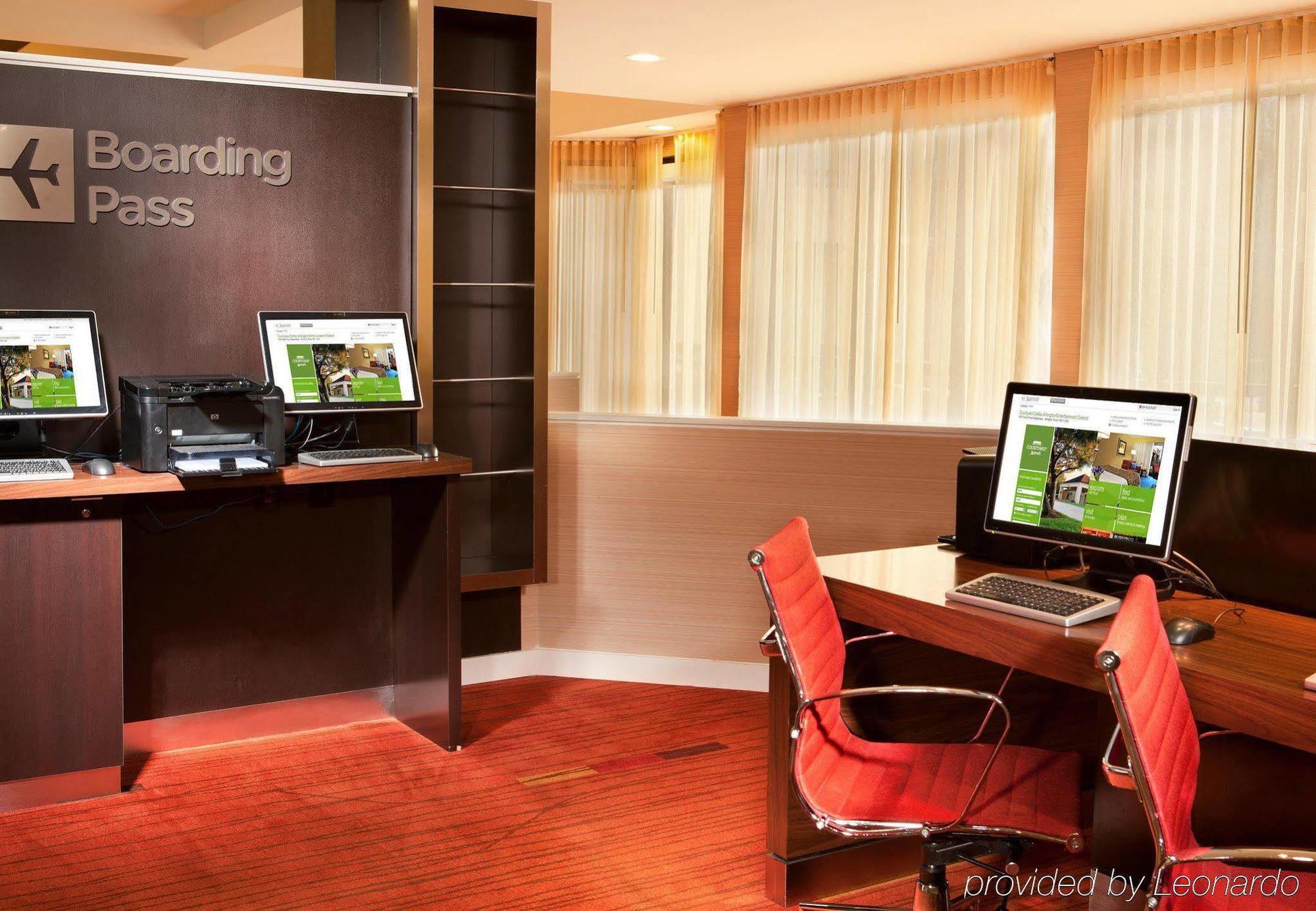 Courtyard By Marriott Dallas Arlington Entertainment District Kültér fotó