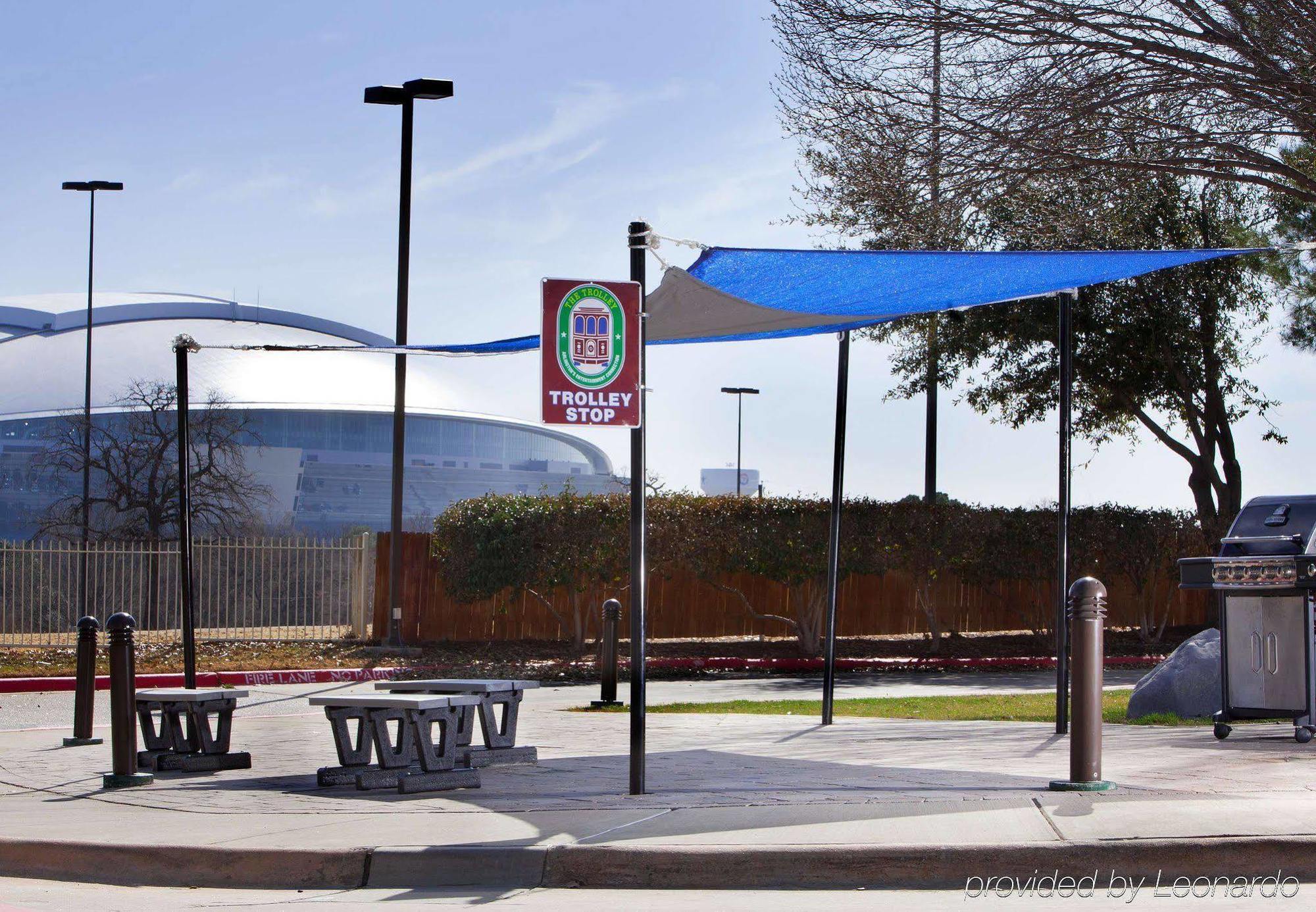 Courtyard By Marriott Dallas Arlington Entertainment District Kültér fotó