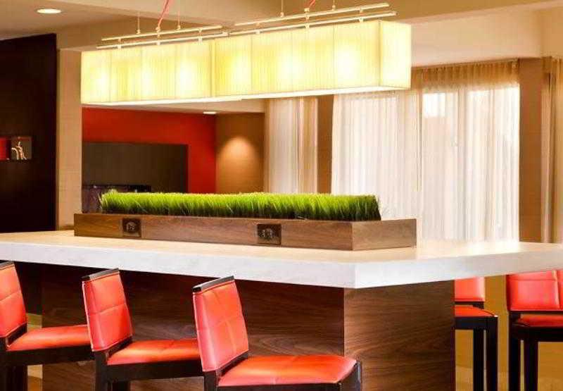Courtyard By Marriott Dallas Arlington Entertainment District Kültér fotó