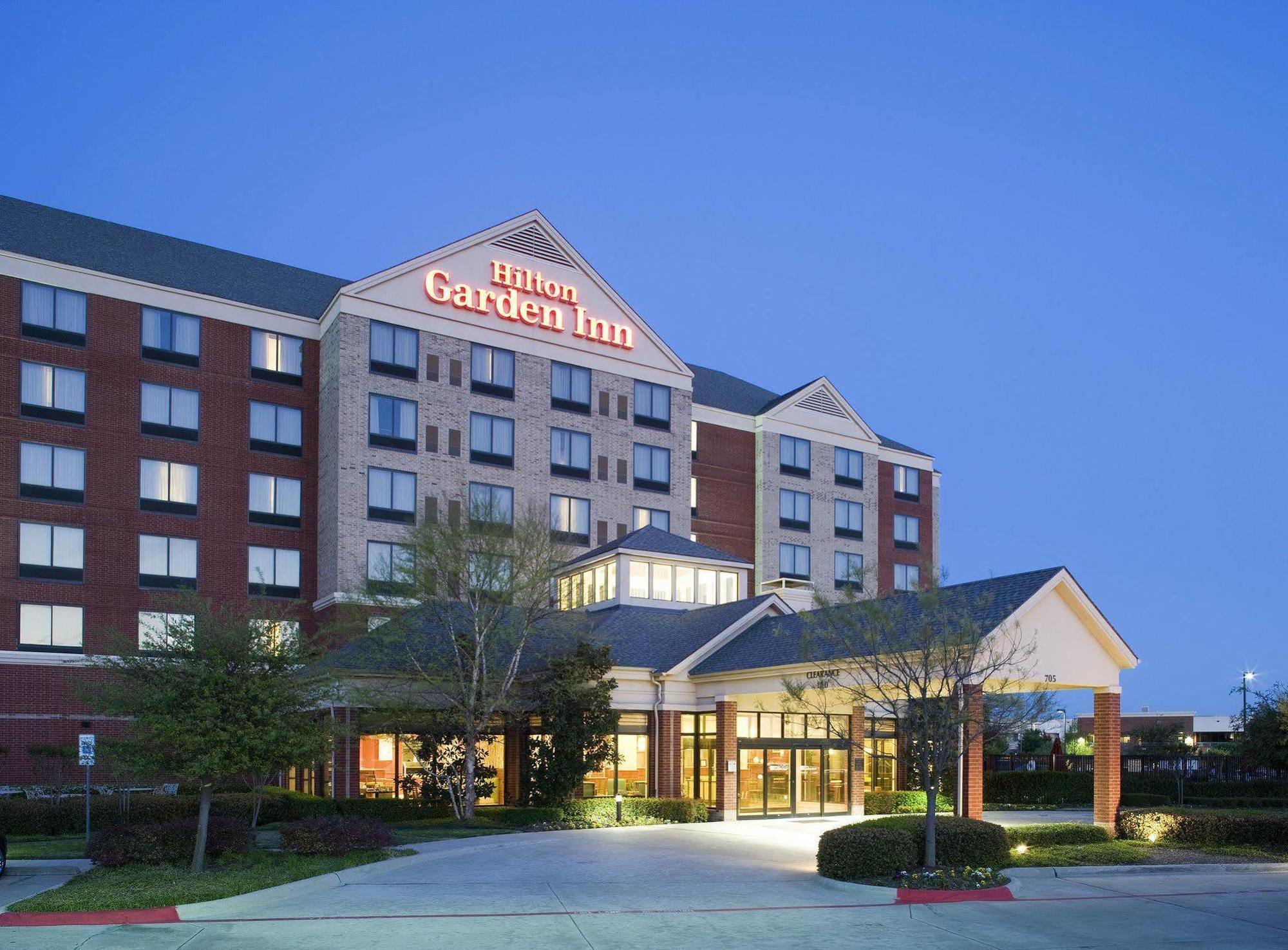 Courtyard By Marriott Dallas Arlington Entertainment District Kültér fotó