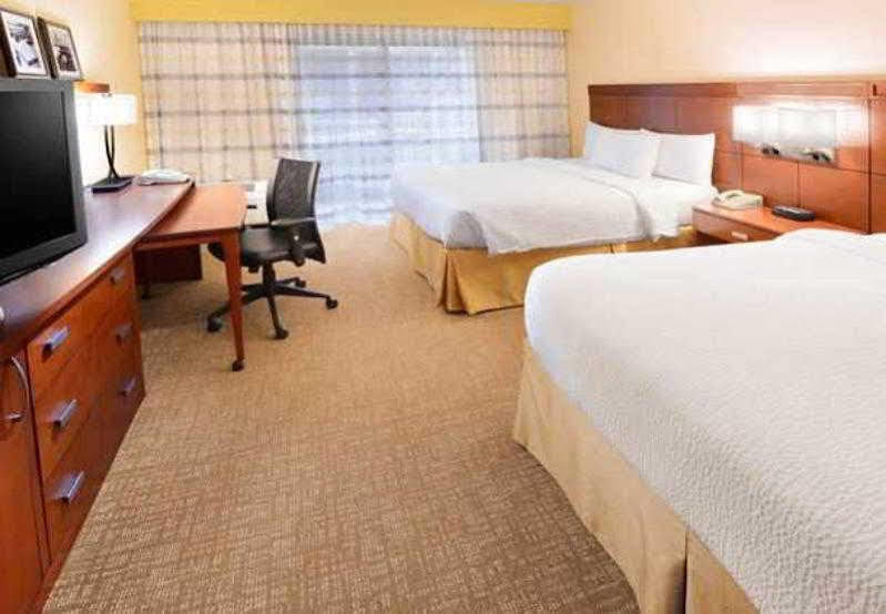 Courtyard By Marriott Dallas Arlington Entertainment District Kültér fotó
